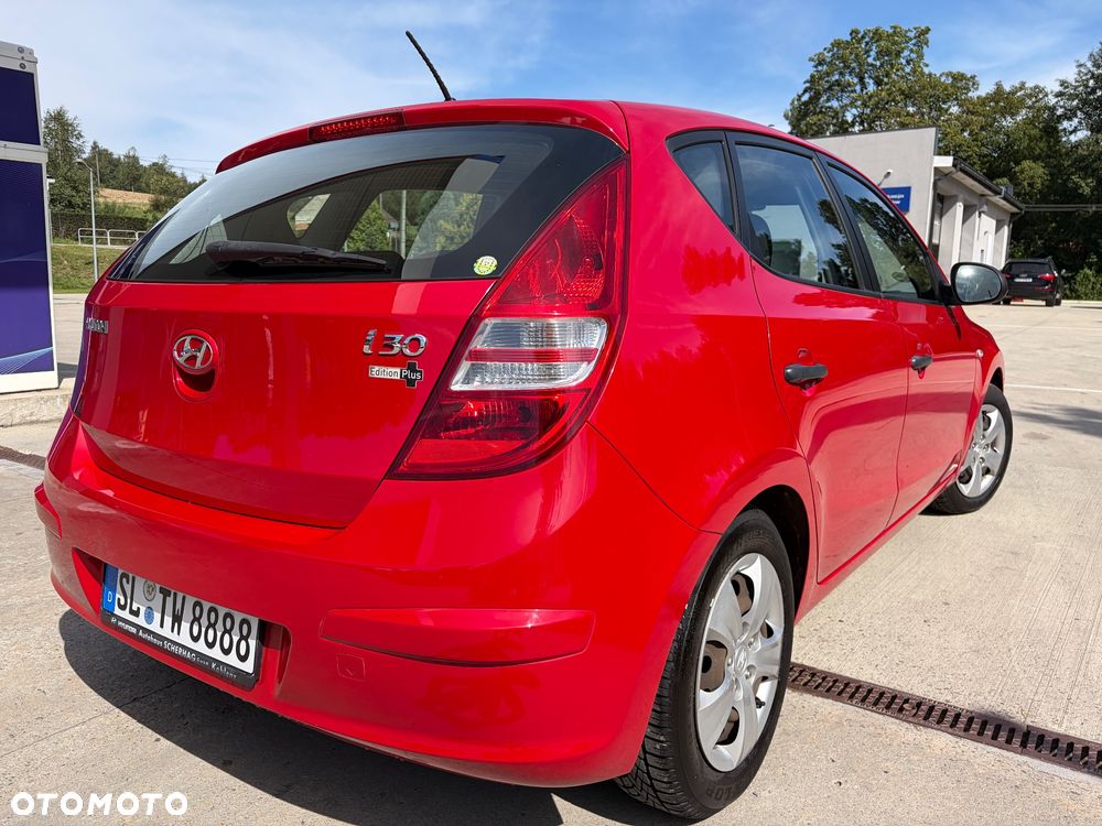 Hyundai i30 i30cw 1.4 blue Comfort - 2