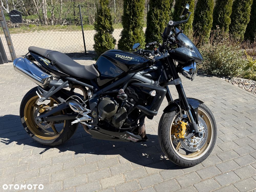 Triumph Street Triple - 4