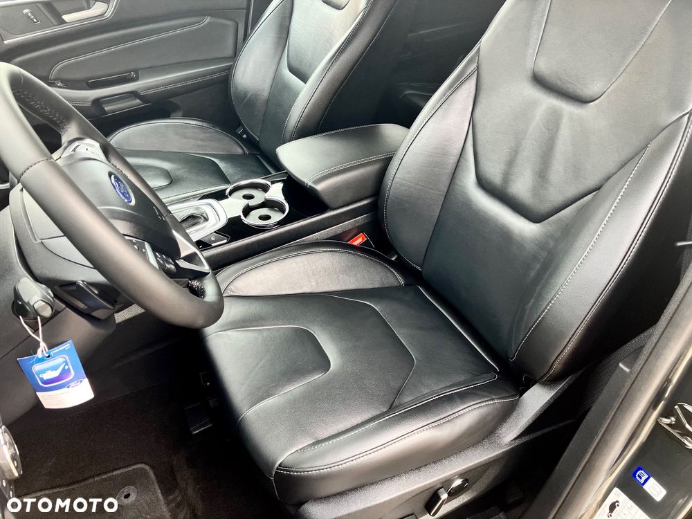 Ford S-Max - 19