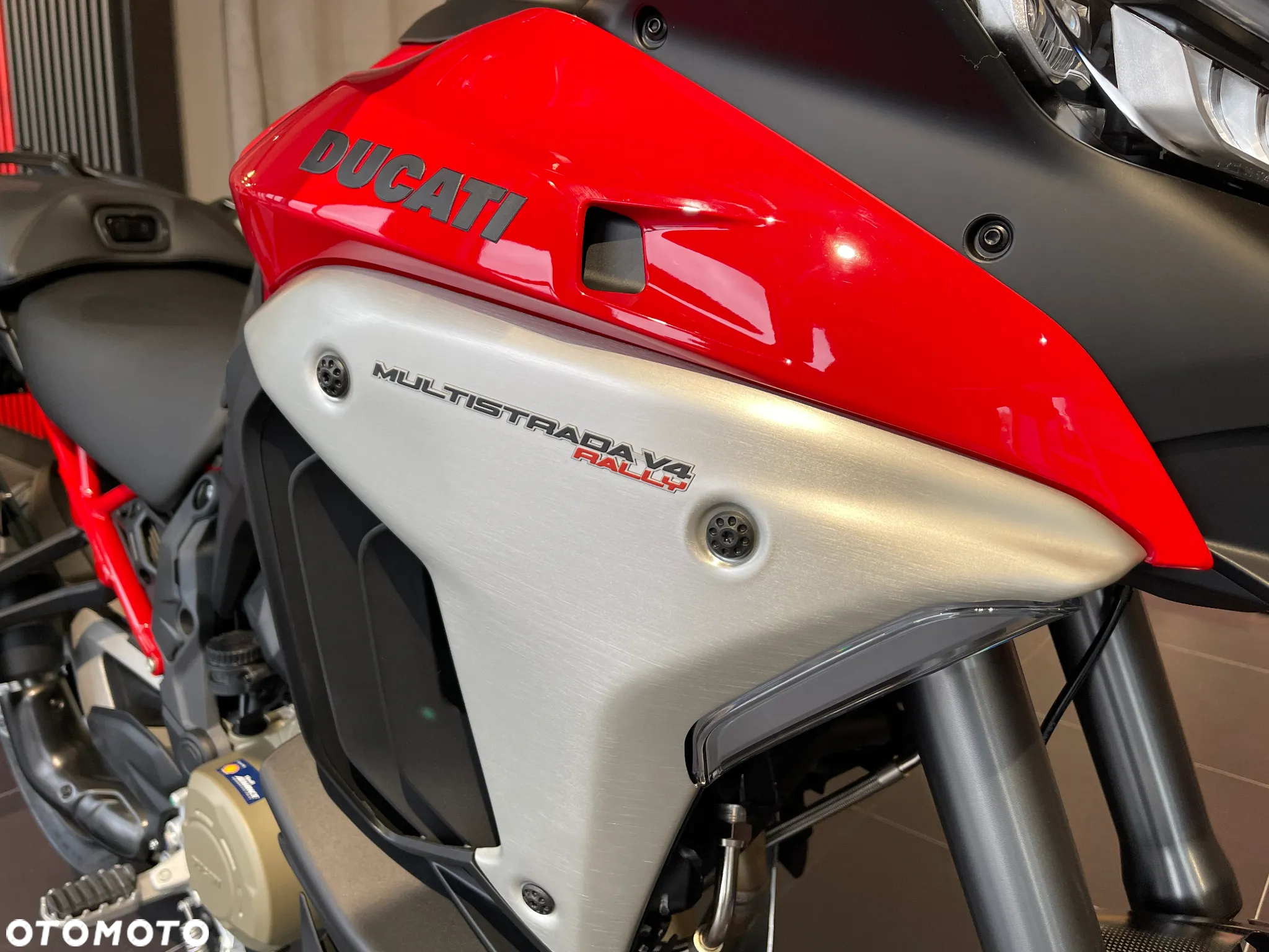 Ducati Multistrada - 11