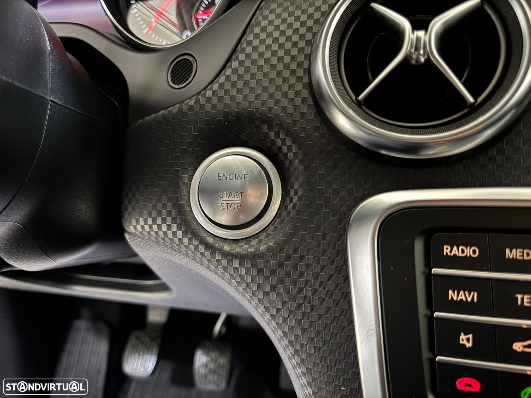 Mercedes-Benz A 180 d Urban - 23