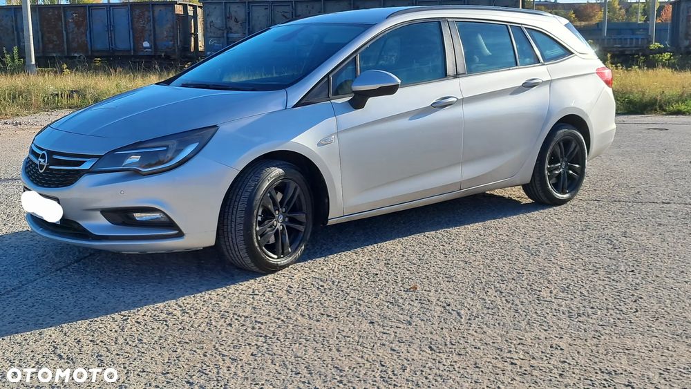 Opel Astra 1.6 CDTI Elite - 1