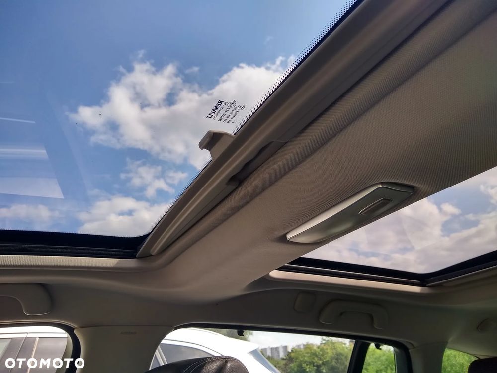 Renault Laguna 2.0 DCi FAP GT - 38