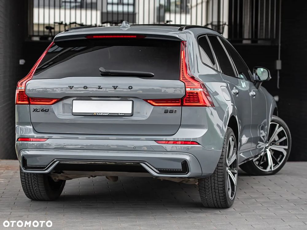 Volvo XC 60 B5 D AWD Geartronic RDesign - 12