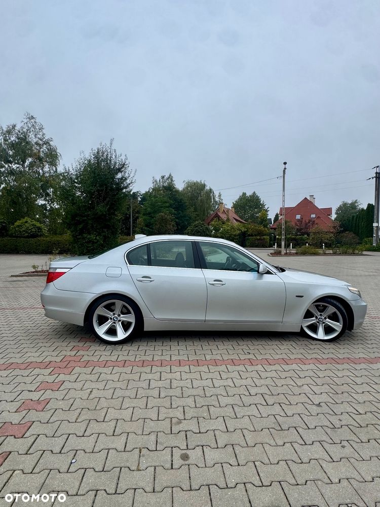 BMW Seria 5 525i - 5
