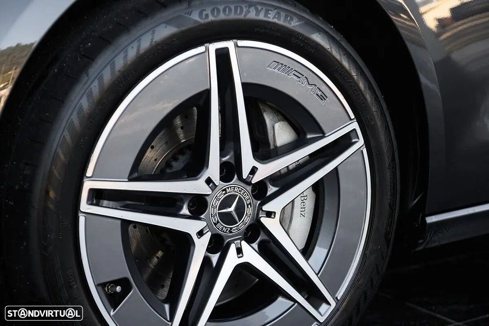 Mercedes-Benz C 300 e AMG Line - 22