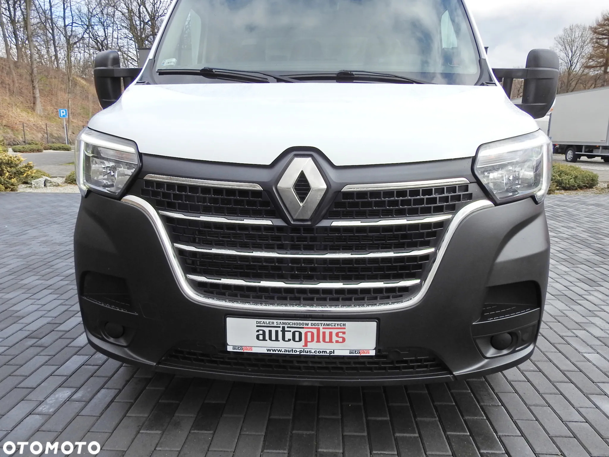 Renault MASTER  CHŁODNIA KONTENER 0*C LEDY KLIMATYZACJA 145KM [ 405777 ] - 16