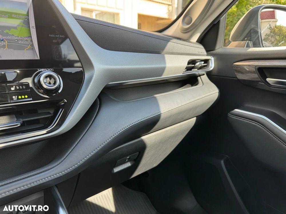 Toyota Highlander 2.5 L Hybrid Dynamic Force 248CP Luxury Pearly - 9