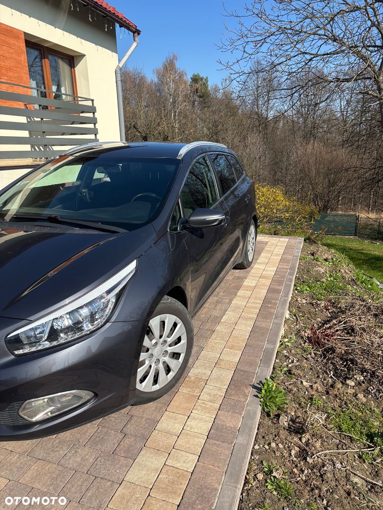 Kia Ceed 1.6 GDI L - 3