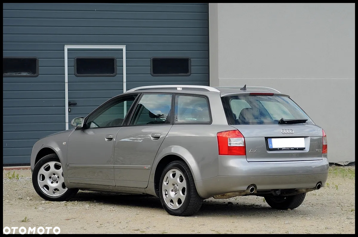 Audi A4 Avant 1.8T - 23