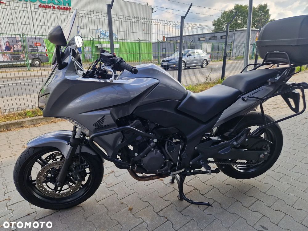 Honda CBF - 22