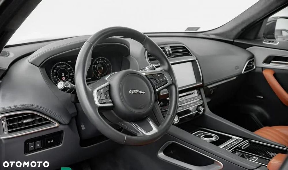 Jaguar F-Pace 2.0 i4P AWD 300 Sport - 12