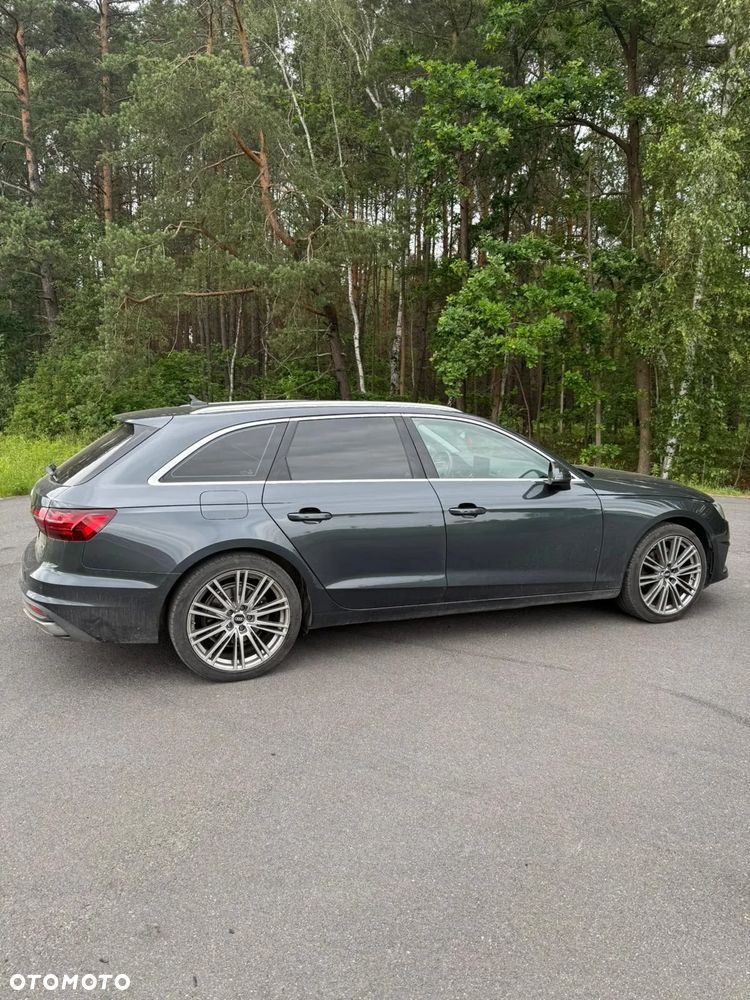 Audi A4 Avant - 4