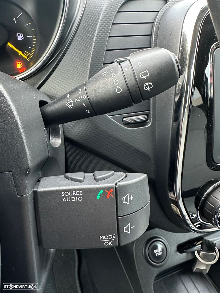 Renault Captur ENERGY TCe 120 EDC Elysee - 14