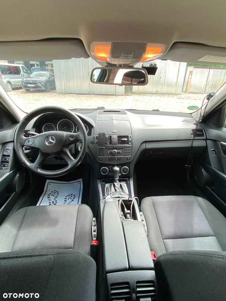 Mercedes-Benz Klasa C 220 CDI DPF (BlueEFFICIENCY) 7G-TRONIC Elegance - 9