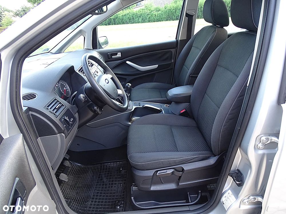 Ford C-MAX 1.8 Titanium - 16