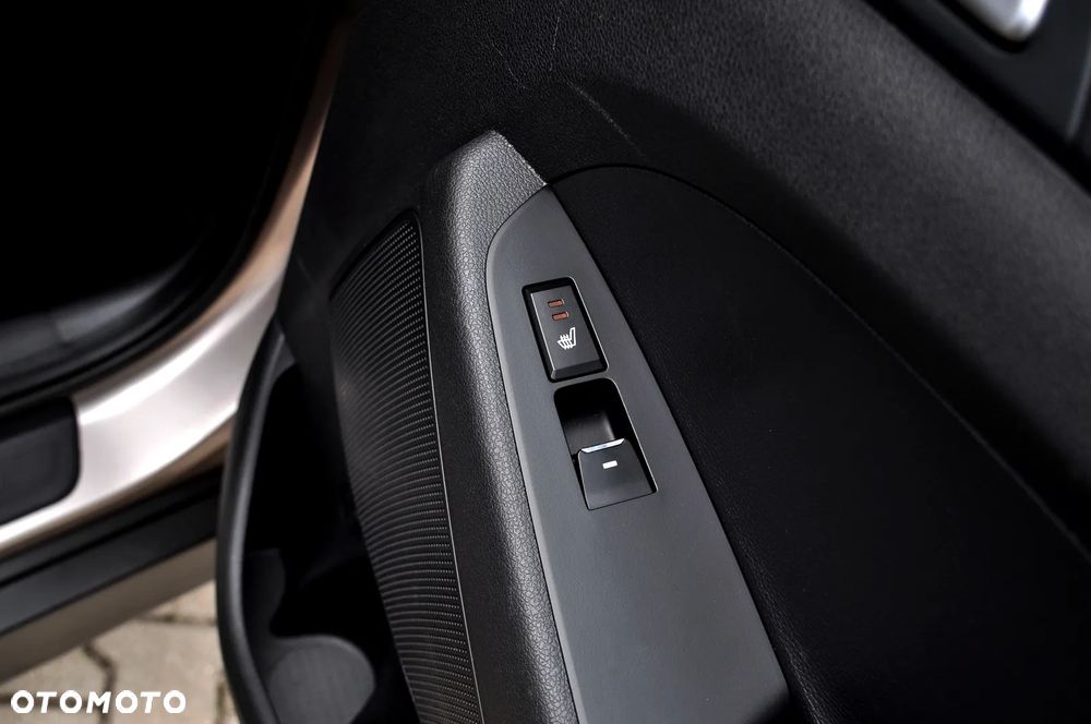Hyundai Tucson 2.0 CRDI 2WD Style - 23