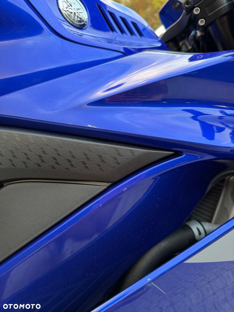 Yamaha R3 - 13