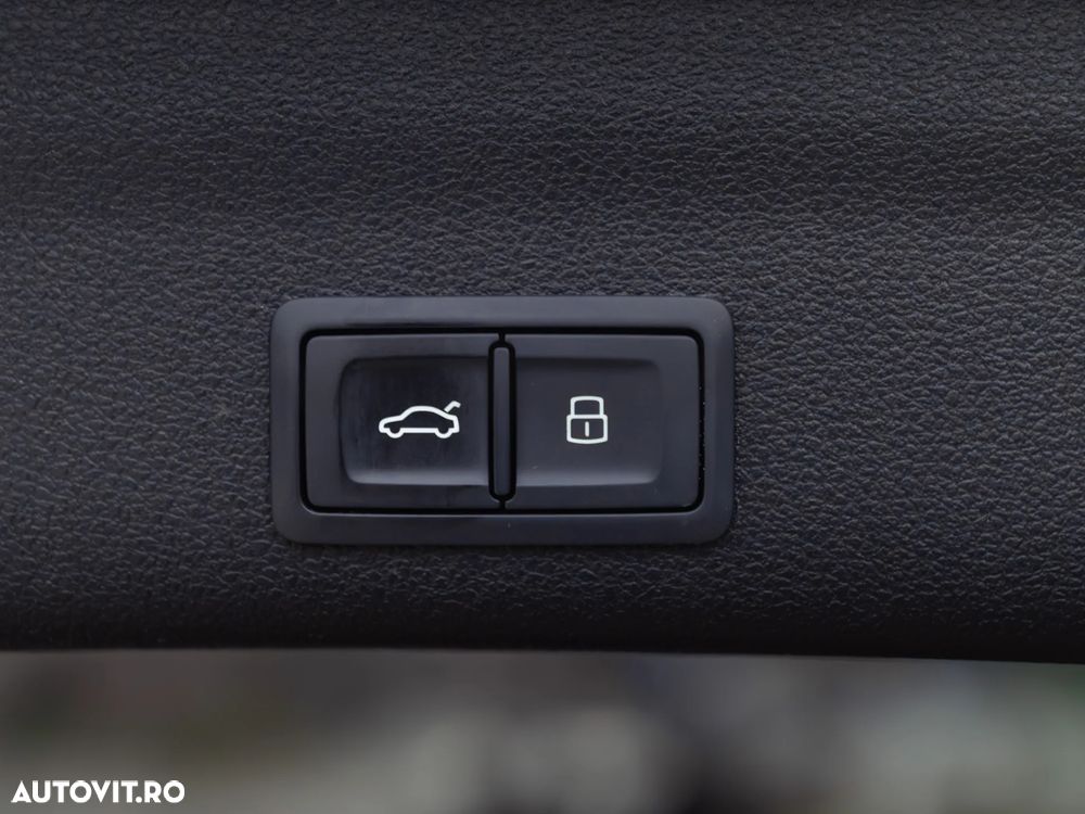 Audi A6 55 TFSI e quattro S tronic S line - 31