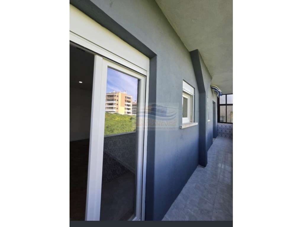 T3 Totalmente Remodelado com Acabamentos Premium | perto Vila Chã -... - Grande imagem: 3/12