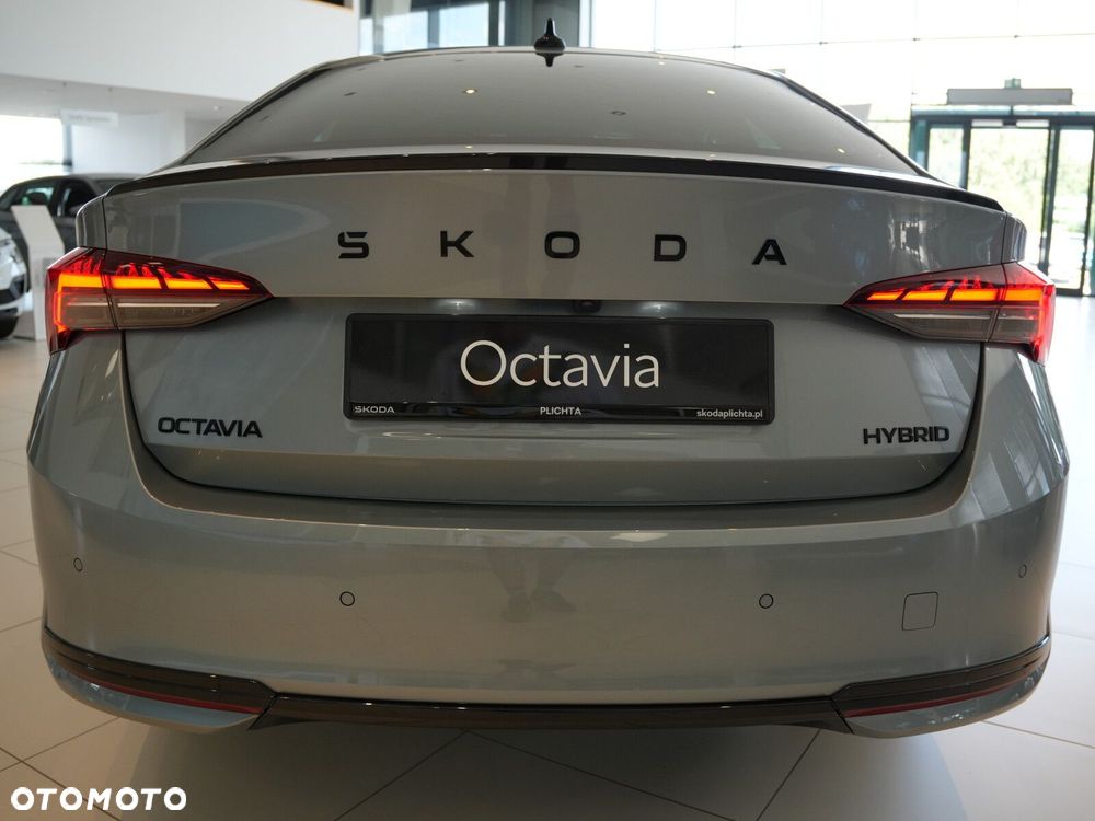 Skoda Octavia 1.5 TSI mHEV Sportline DSG - 14