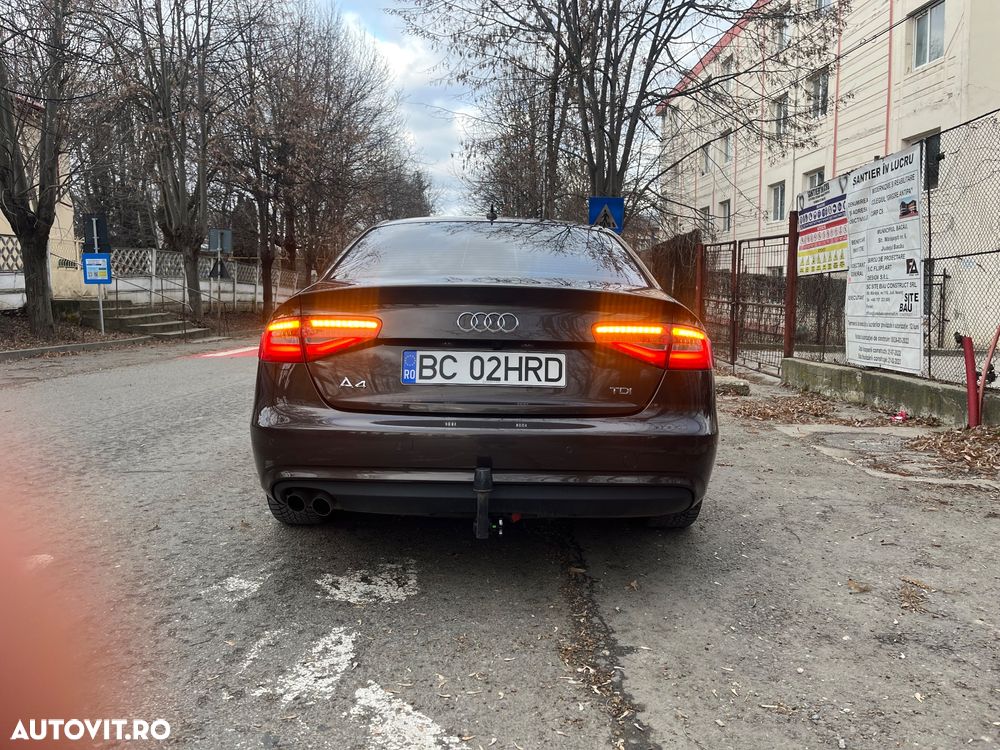 Audi A4 Avant 2.0 TDI - 13