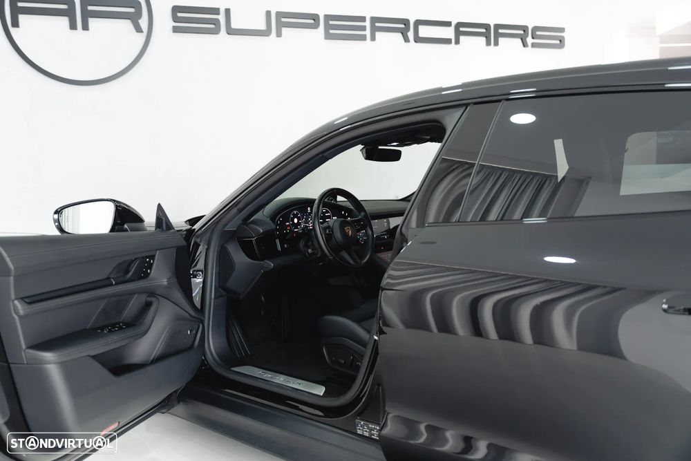 Porsche Taycan Sport Turismo 4S Black Edition - 25