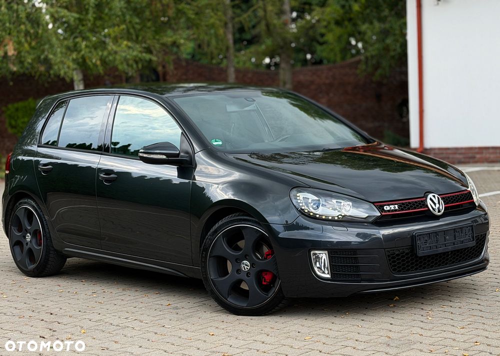 Volkswagen Golf 2.0 GTI - 13