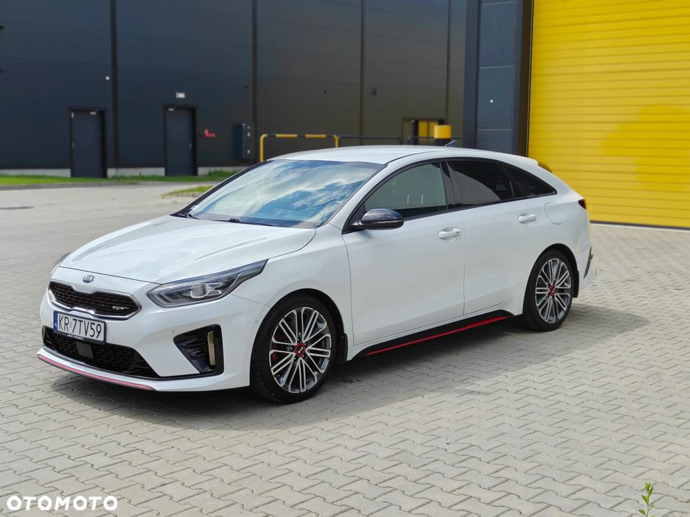 Kia ProCeed - 4
