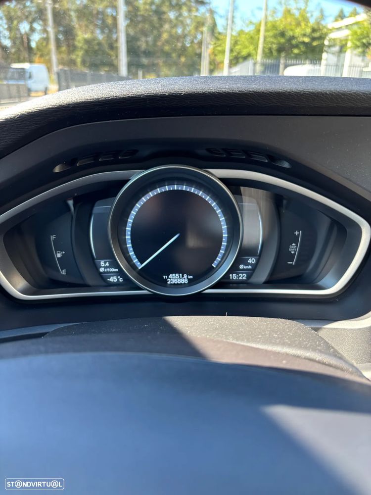 Volvo V40 2013 photo 4
