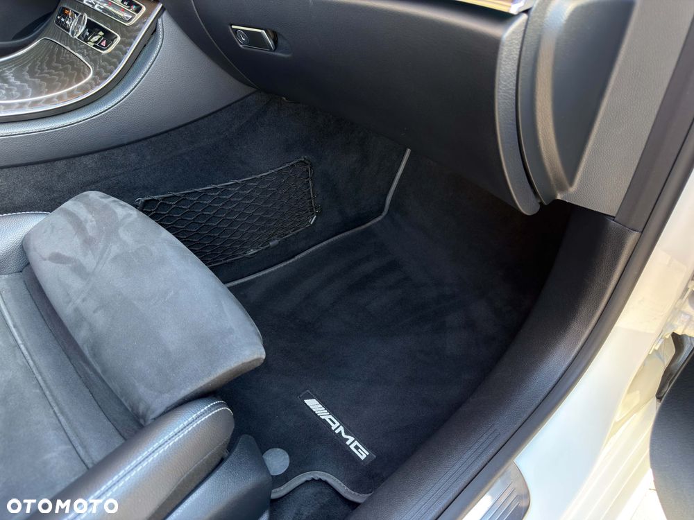 Mercedes-Benz Klasa E 220 d 4-Matic AMG - 30