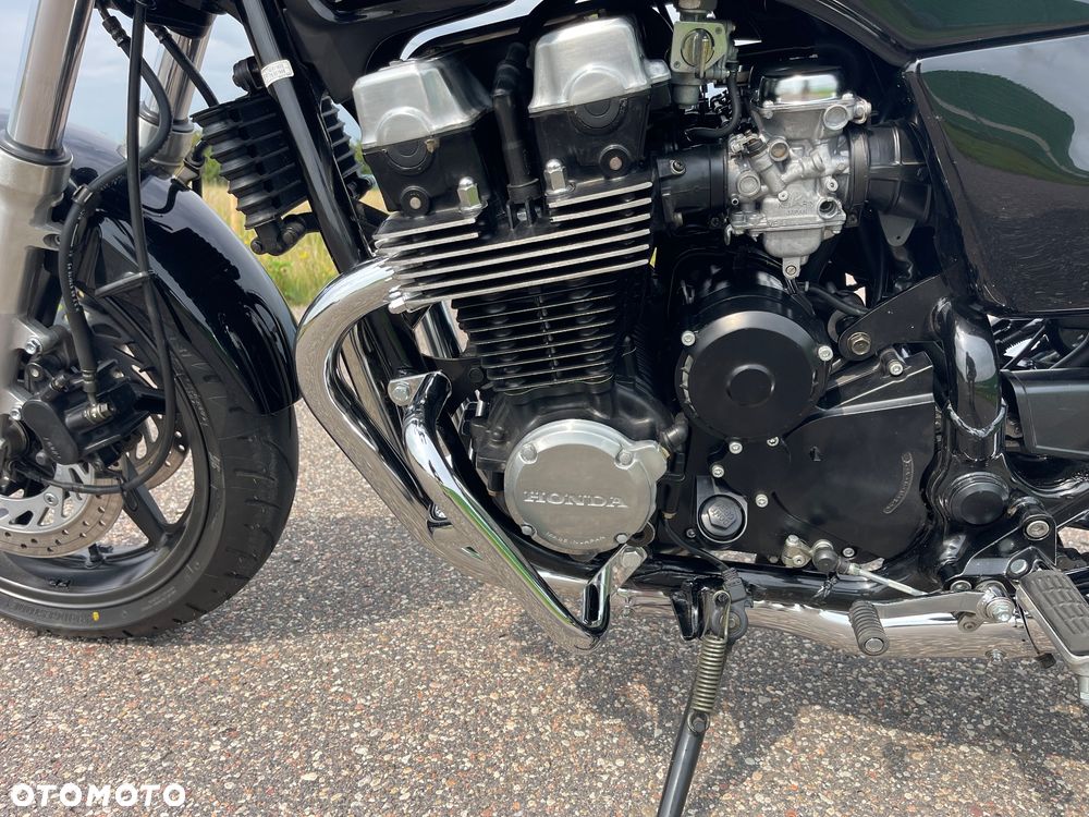Honda CB - 32