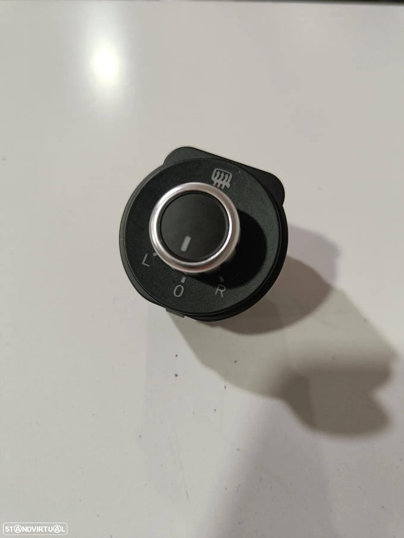 Botão interruptor comando espelhos retrovisores VW polo 2009 a 2017 (novo) - 2