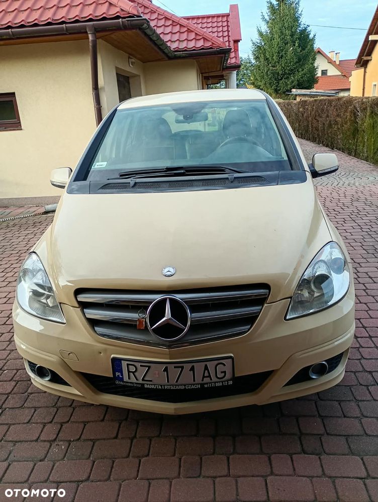 Mercedes-Benz Klasa B - 2