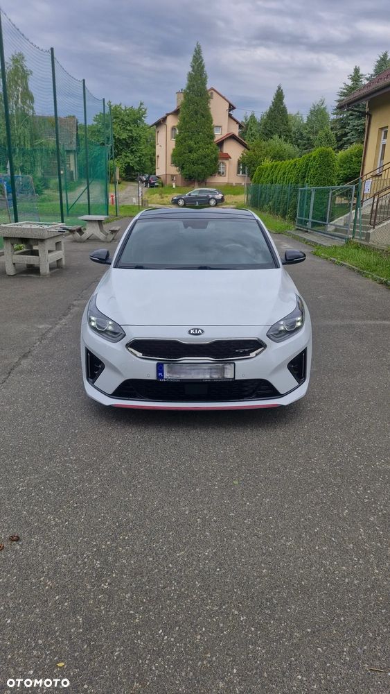Kia ProCeed - 2