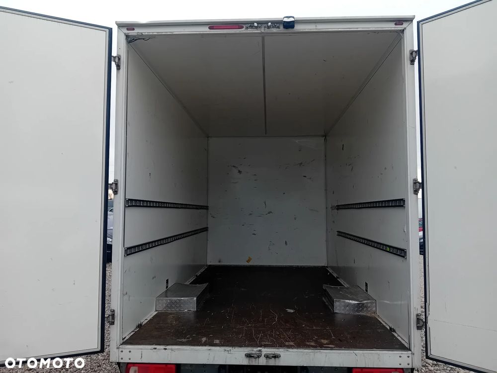 Volkswagen Crafter - 9