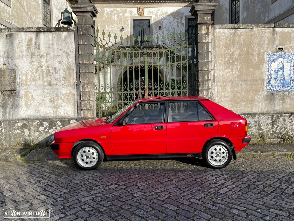 Lancia Delta 1.6 HF Turbo - 31
