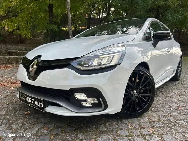 Renault Clio TCe 220 EDC R.S. Trophy - 2