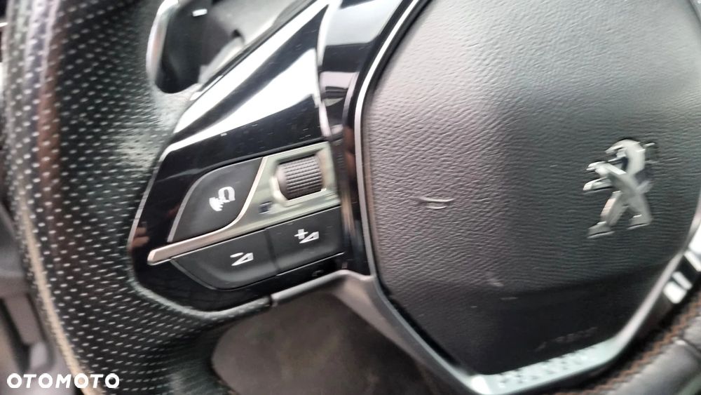 Peugeot 3008 BlueHDi 180 Stop & Start EAT8 Allure - 21