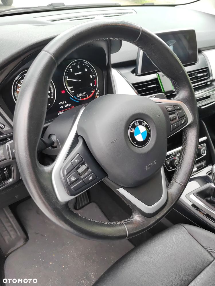 BMW Seria 2 218d GT - 23