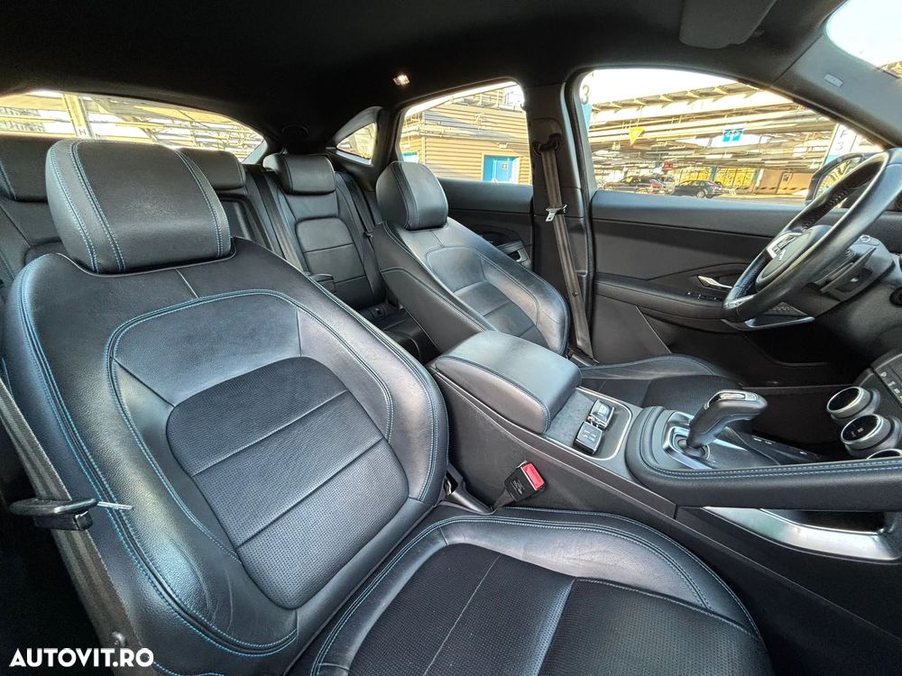 Jaguar E-Pace D150 AWD Aut. R-Dynamic SE - 11