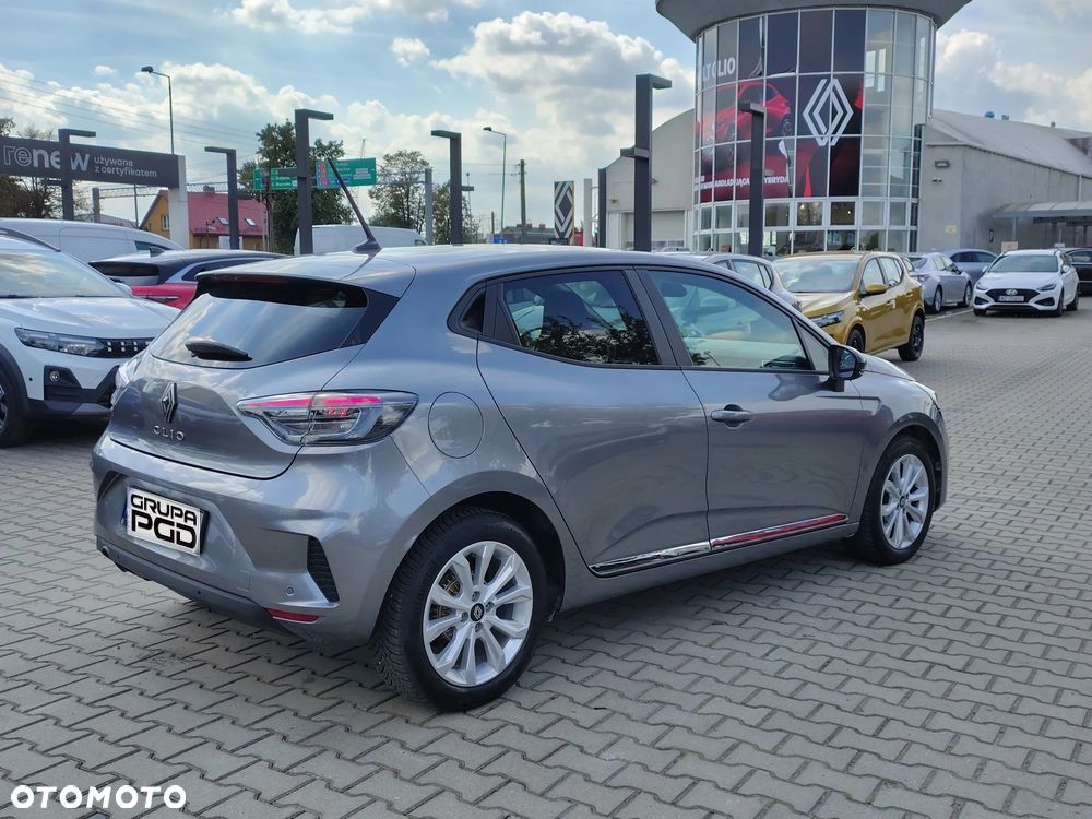 Renault Clio - 5