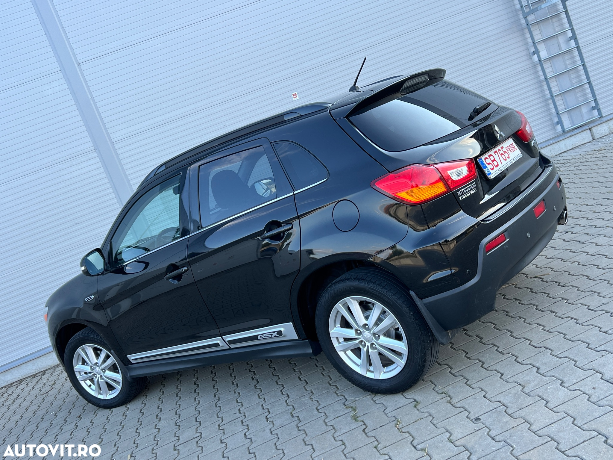 Mitsubishi ASX 1.8 DI-D 4WD Plus - 6