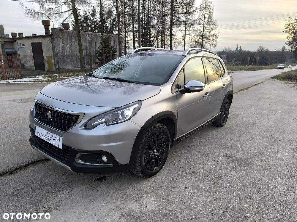 Peugeot 2008 BlueHDi 100 STOP & START Style - 1