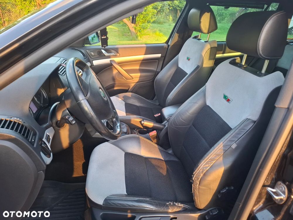 Skoda Octavia 2.0 TDI RS - 9