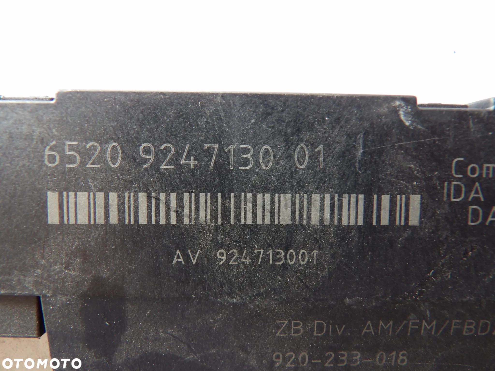 BMW - F11 - WZMACNIACZ ANTENY - 9247130 - 1