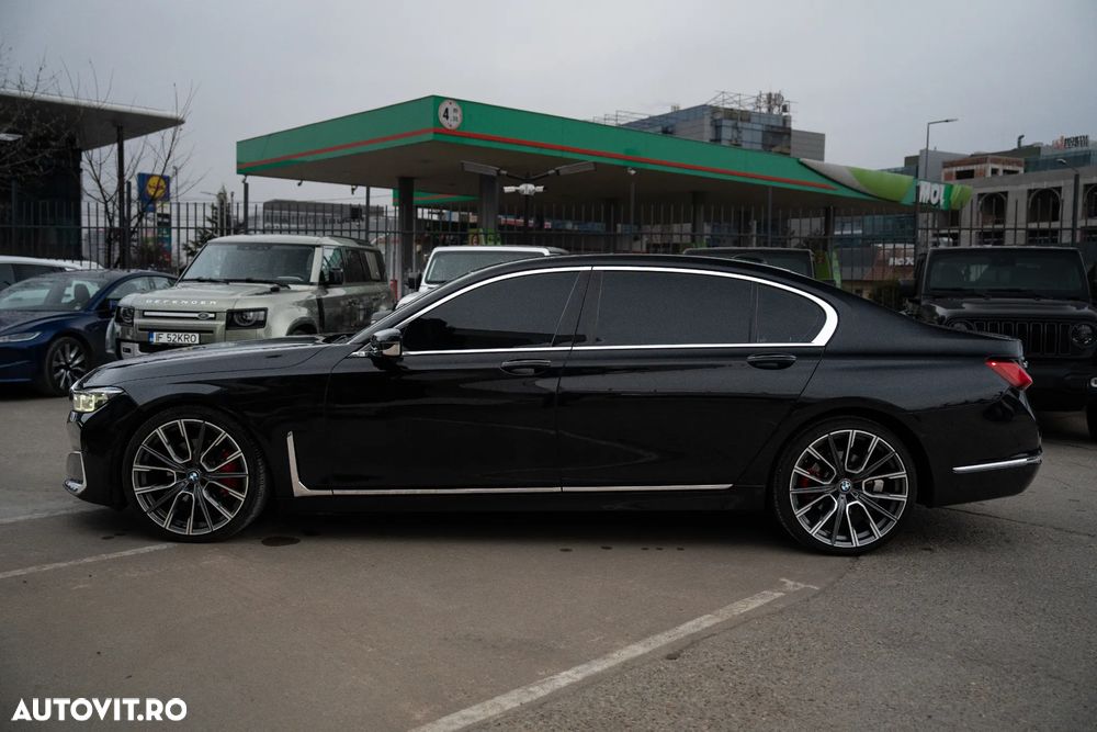 BMW Seria 7 - 33