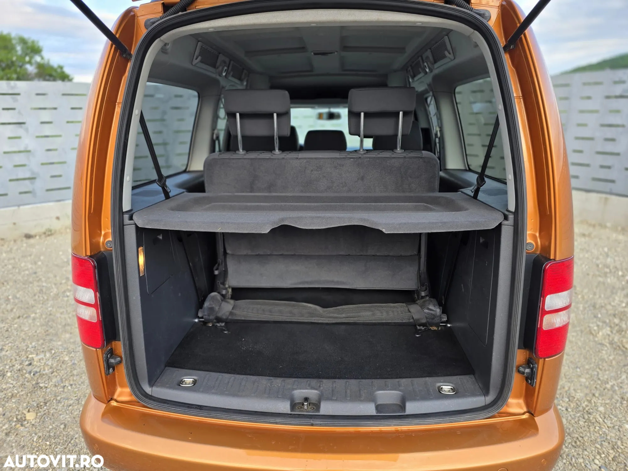 Volkswagen Caddy Maxi 2.0 TDI 4Motion Comfortline - 17