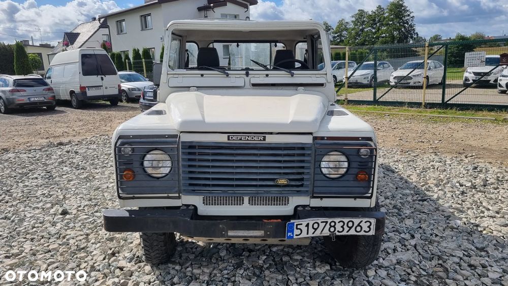 Land Rover Defender - 13