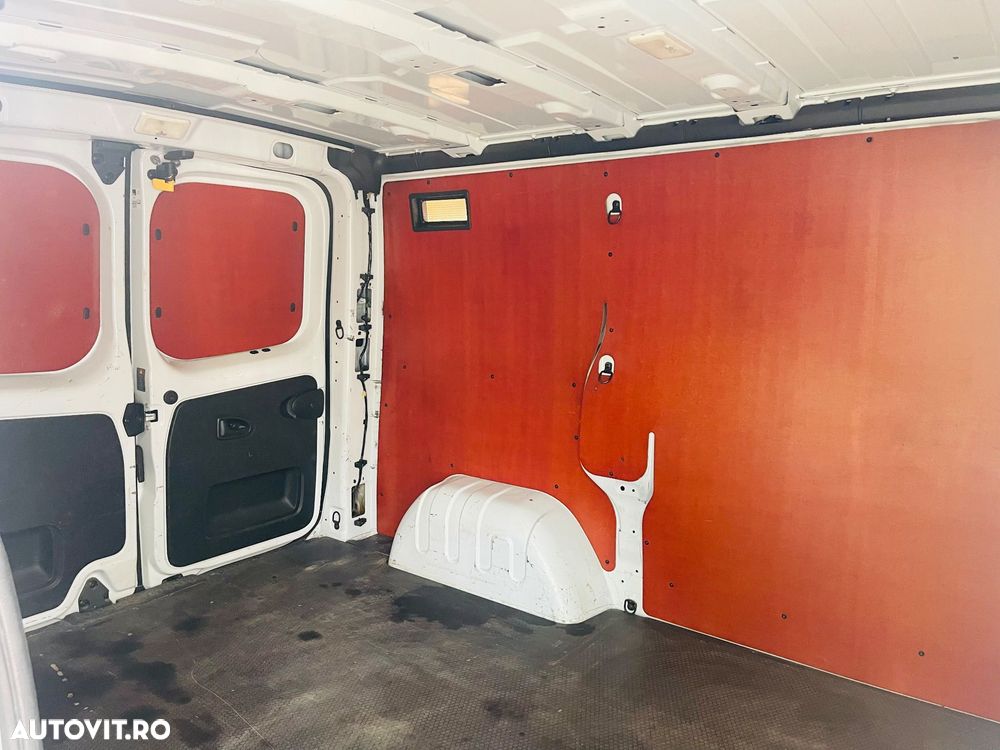 RENAULT Trafic 2019 — imagine 30
